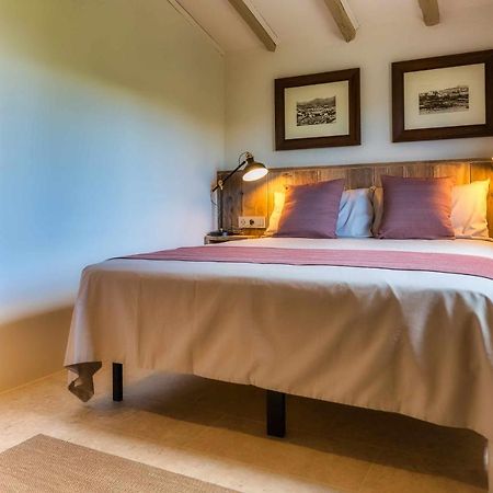 El Molino De Besalu Casa Con Jardin Villa Bagian luar foto